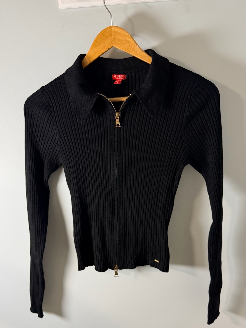 GUESS ribbed double zip sweater size M